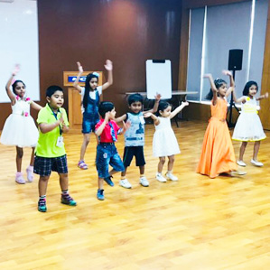 theatrical classes at The Banyan play school